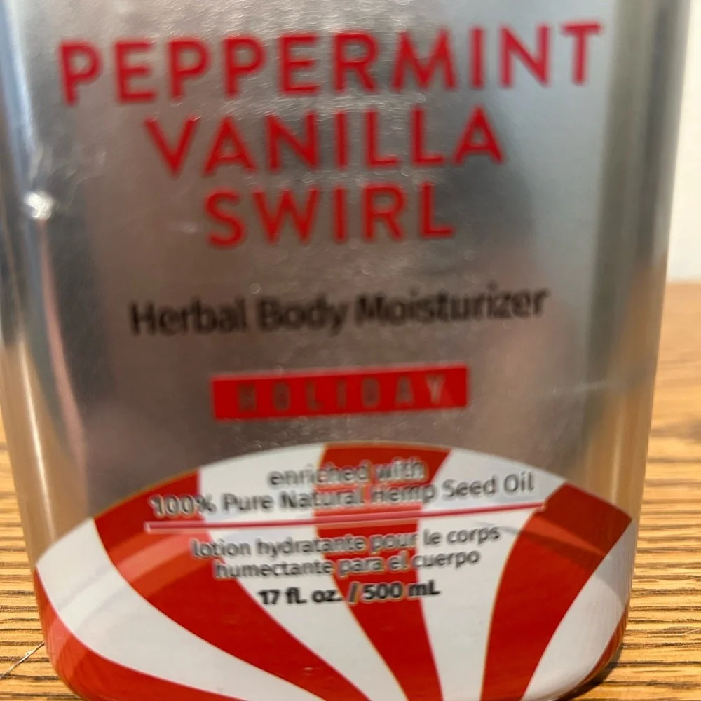 Hempz Peppermint Vanilla Swirl Lotion - Picture 5 of 6